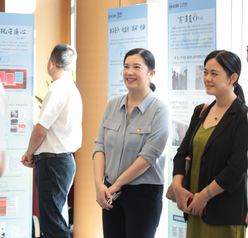 “廉心向未来 助力共富路” 浙江Z6尊龙党委承办省国贸集团廉洁文化宣传周 金朝萍2.jpg